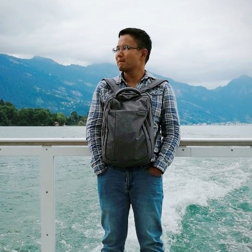 Jianhong He (Digital Strategist & Co-founder of Laowai Kris)
